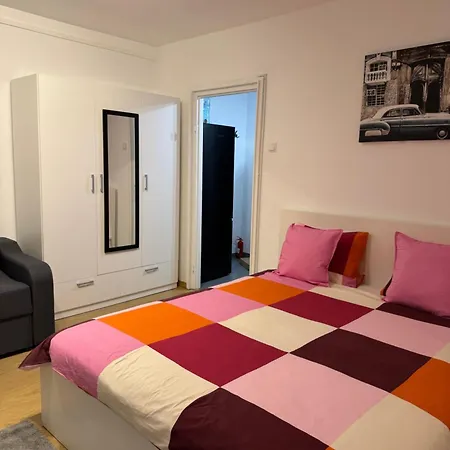 National Park Studio Apartment *